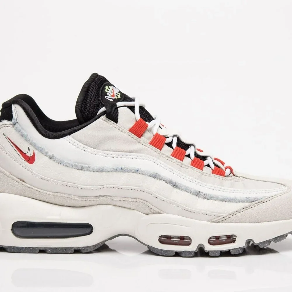 Nike Air Max 95 SE ( Light Bone/Habanero Red). Brand New. Mens Size: 9.5 - 12. - Picture 7 of 10